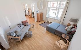 Modern design im klassischem Altbau